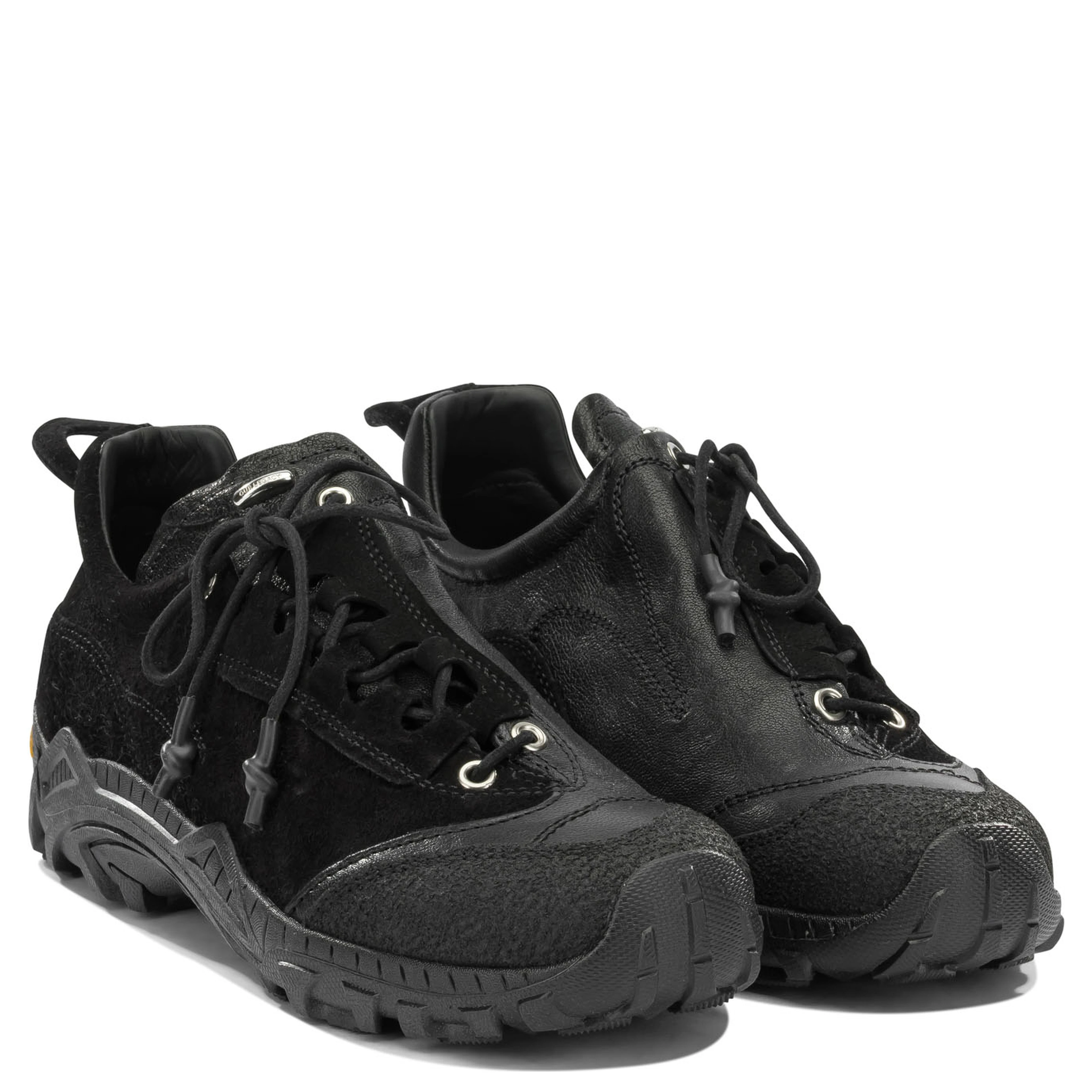 "Gabe" Low-Top Sneakers