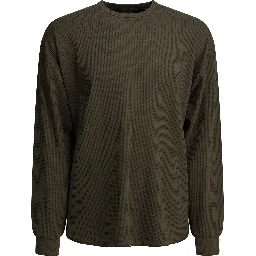 Long-sleeved t-shirt
