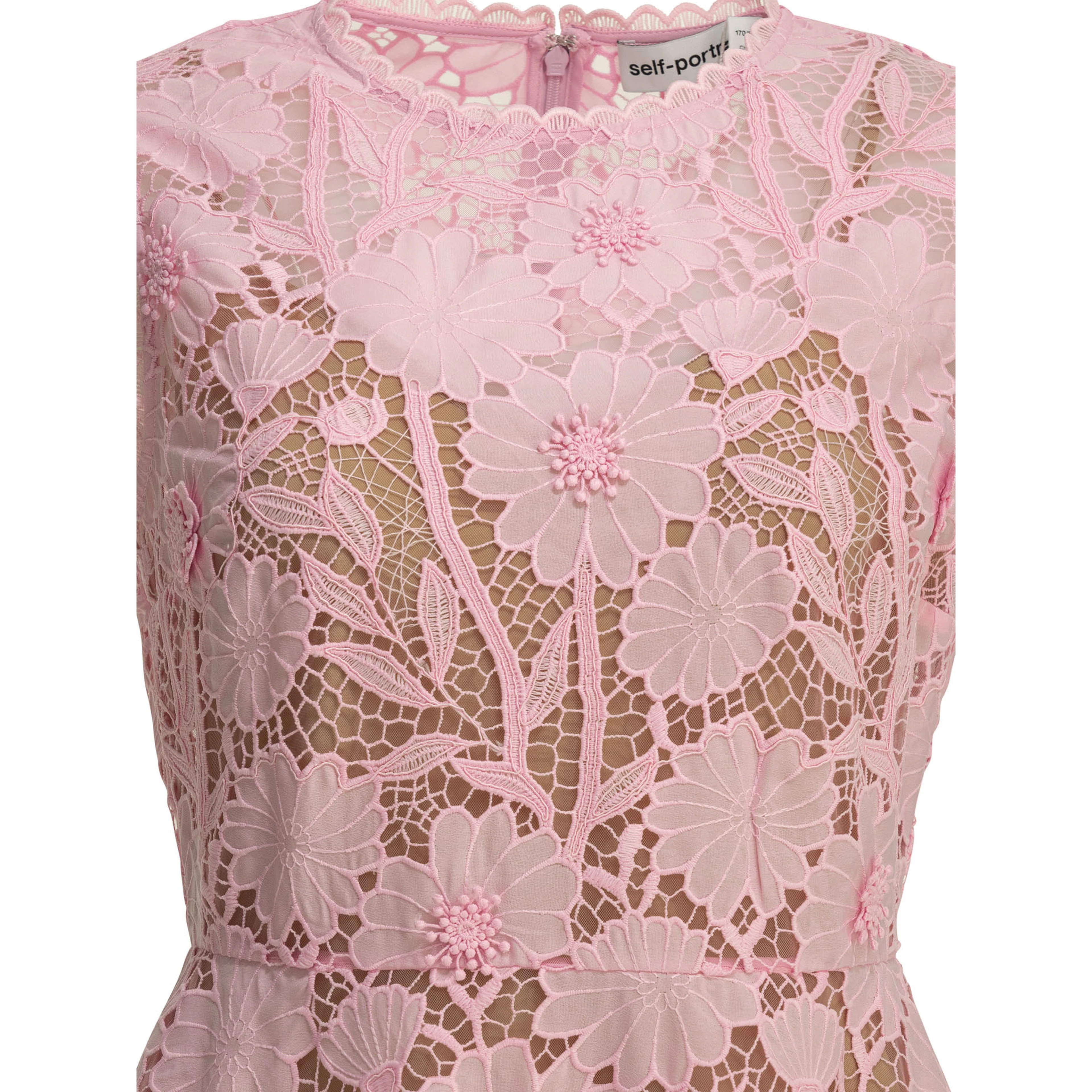 Short lace dress