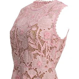 Short lace dress