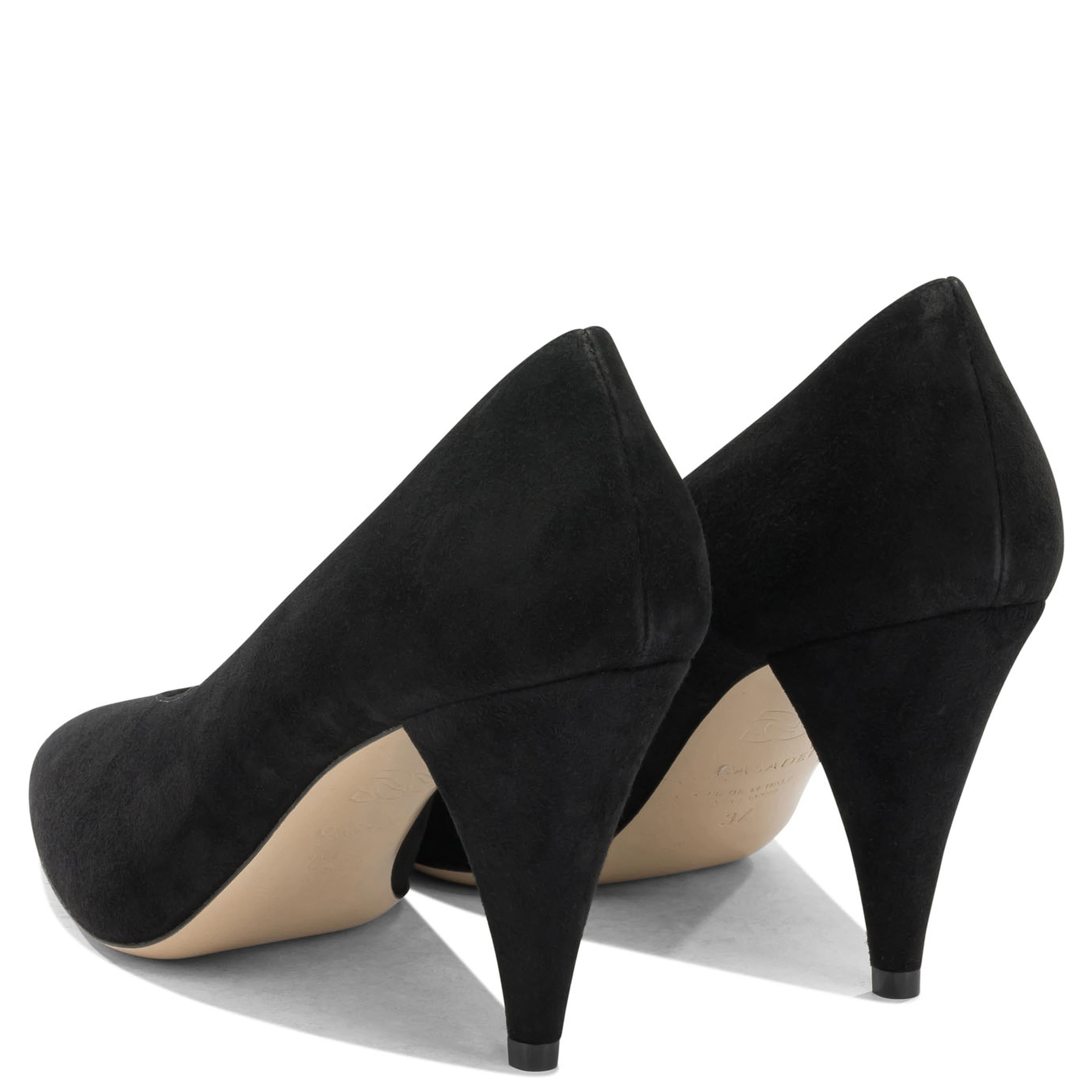 Heeled shoes