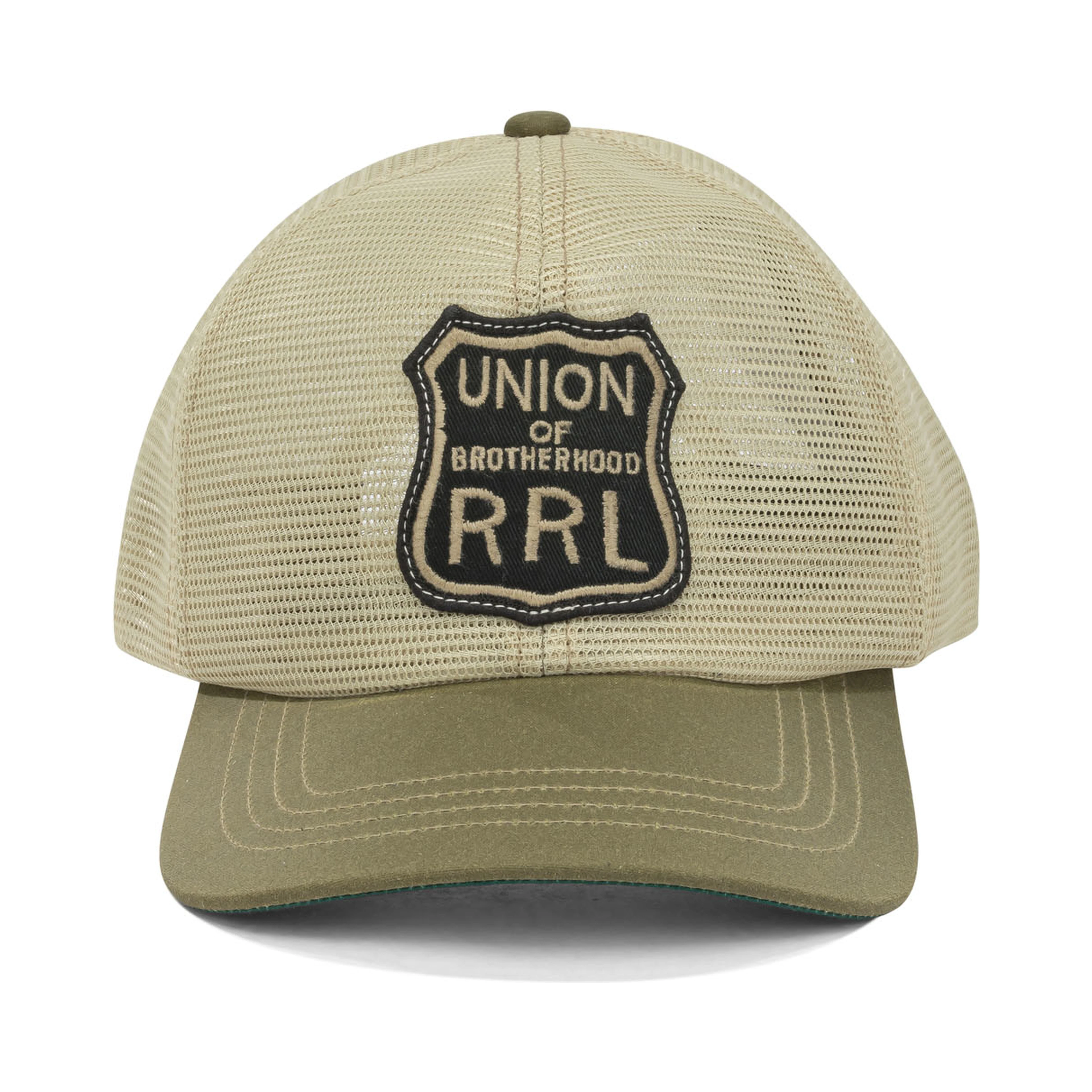 Trucker cap with logo
