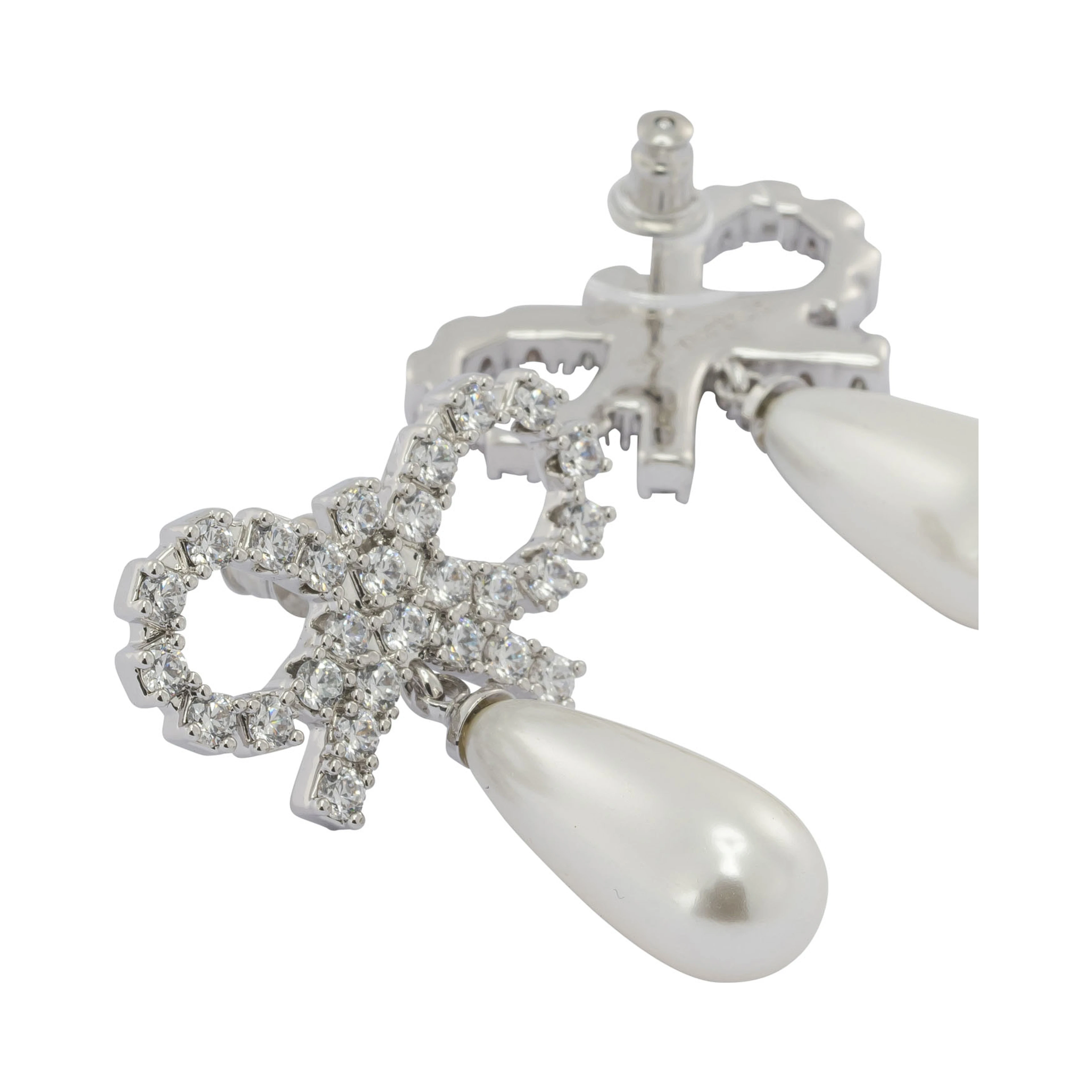 Pearl earrings with crystal bow