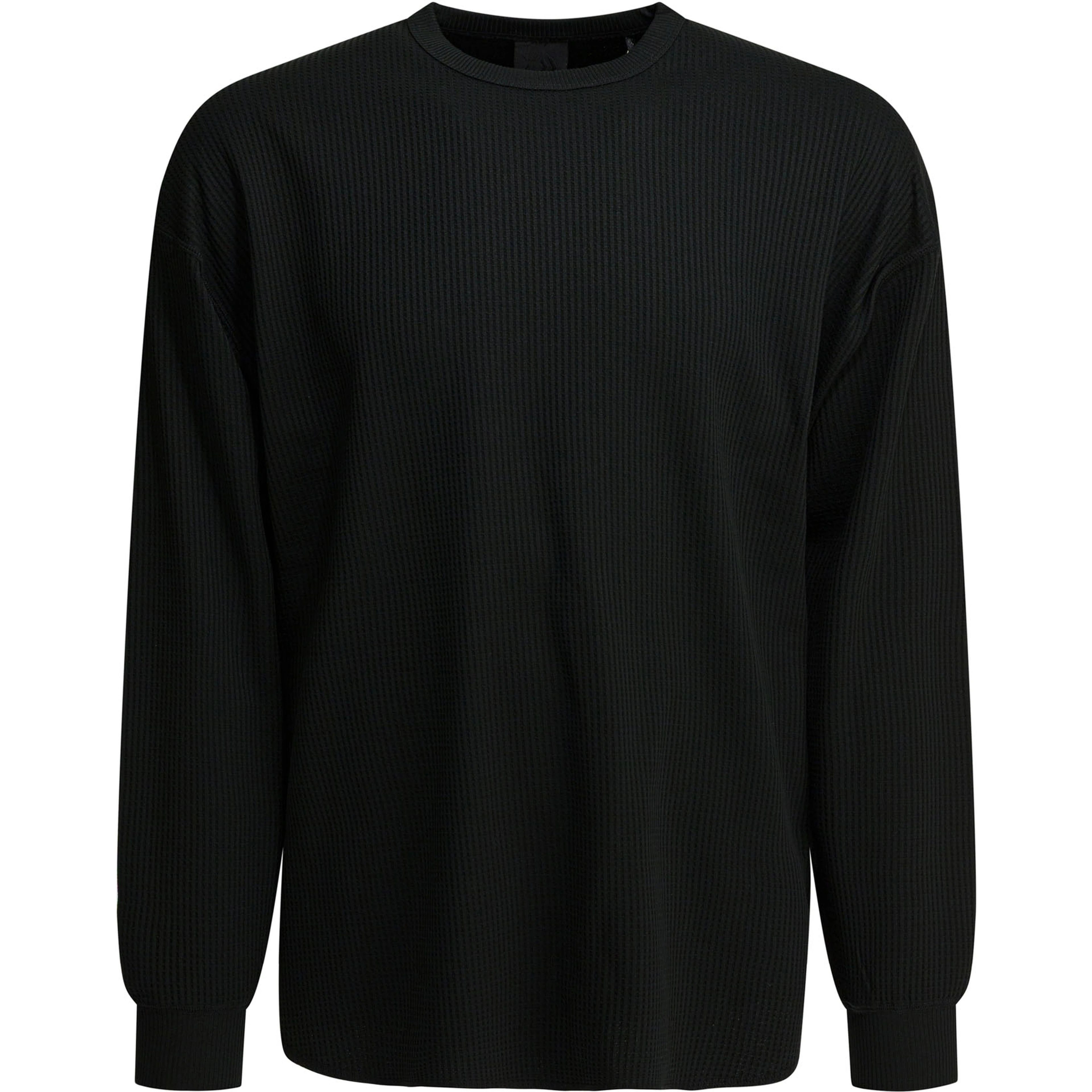 Long-sleeved t-shirt