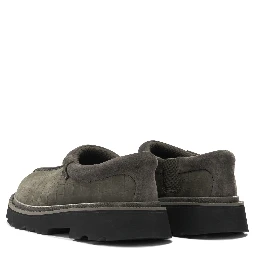 "Tasman Lug Embossed" slippers