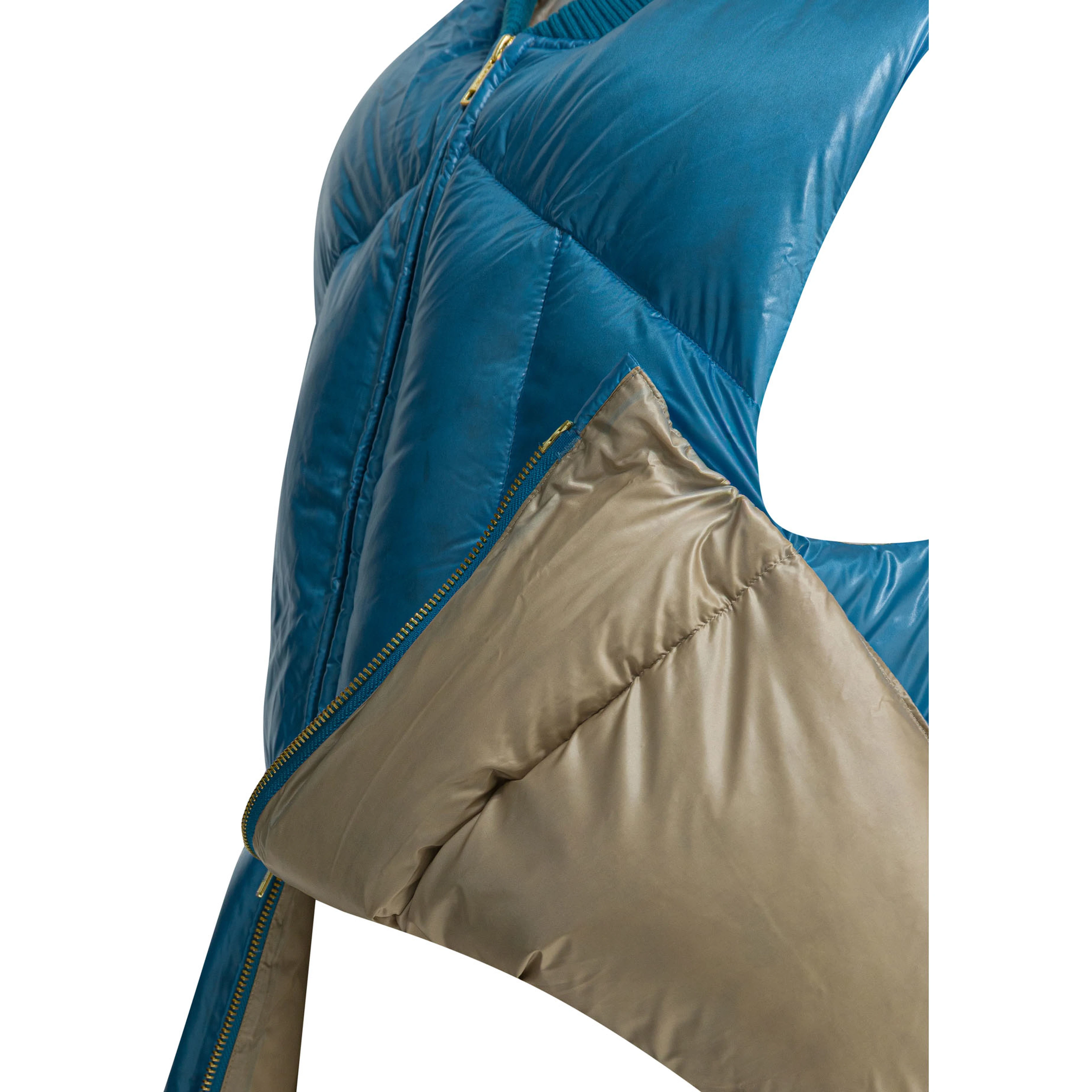 Nylon sleeveless jacket