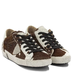 Sneakers & Slip-On