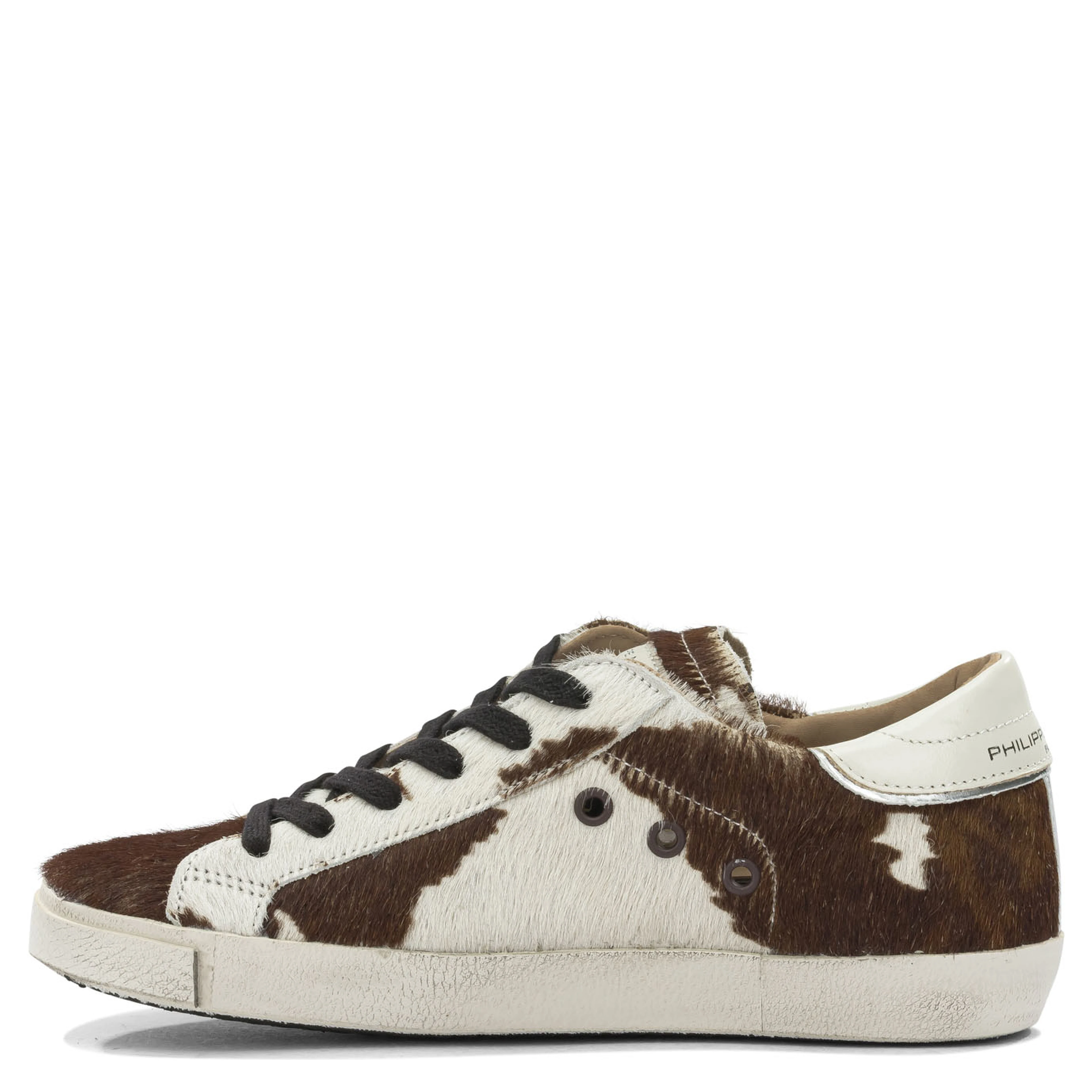 Sneakers & Slip-On