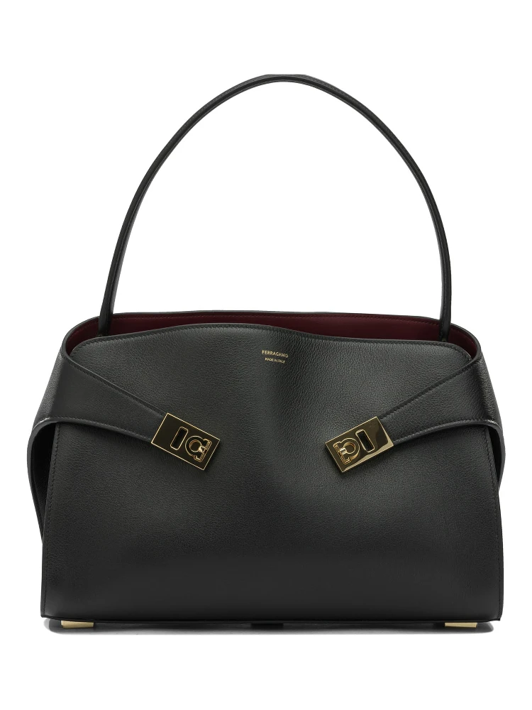 "Hug" Medium Clutch