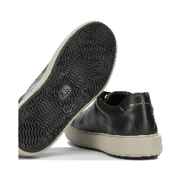 "Slouch 001" Low-Top Sneakers
