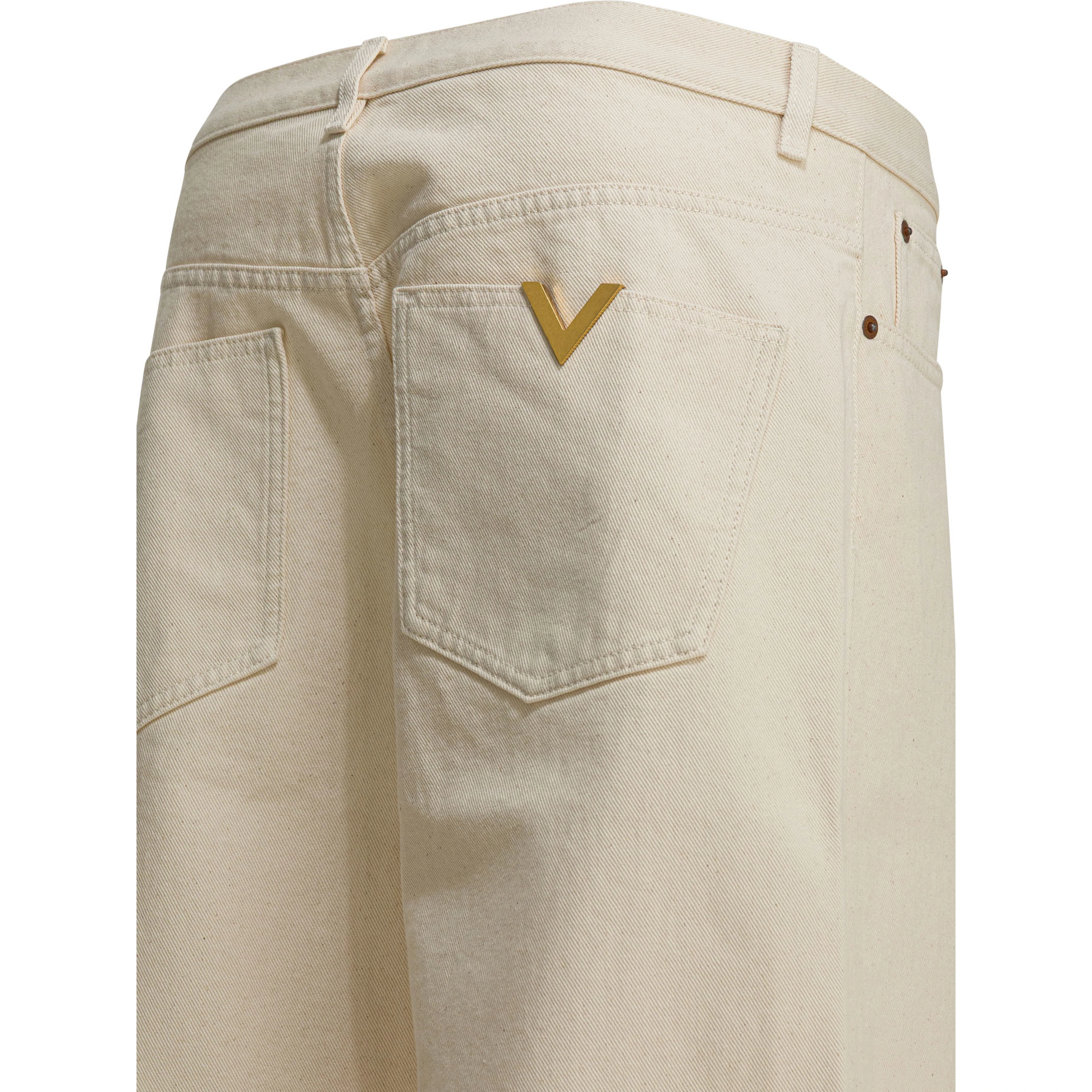 Straight-leg jeans