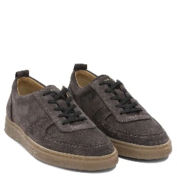Sneakers & Slip-On