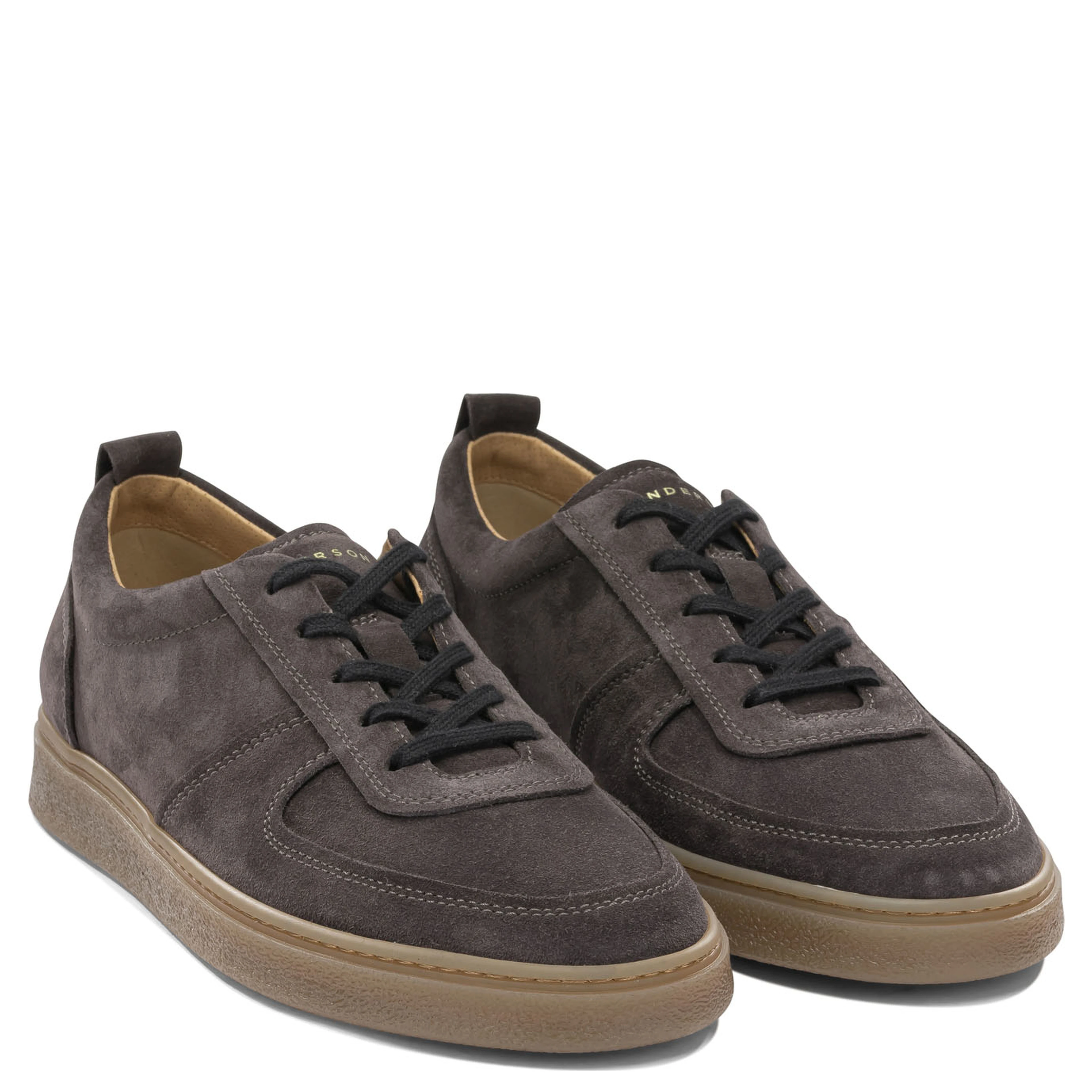 Sneakers & Slip-On