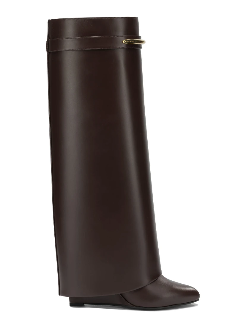"Shark Pinch" Knee Boots
