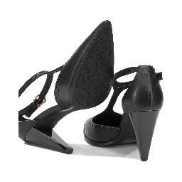 Heeled shoes