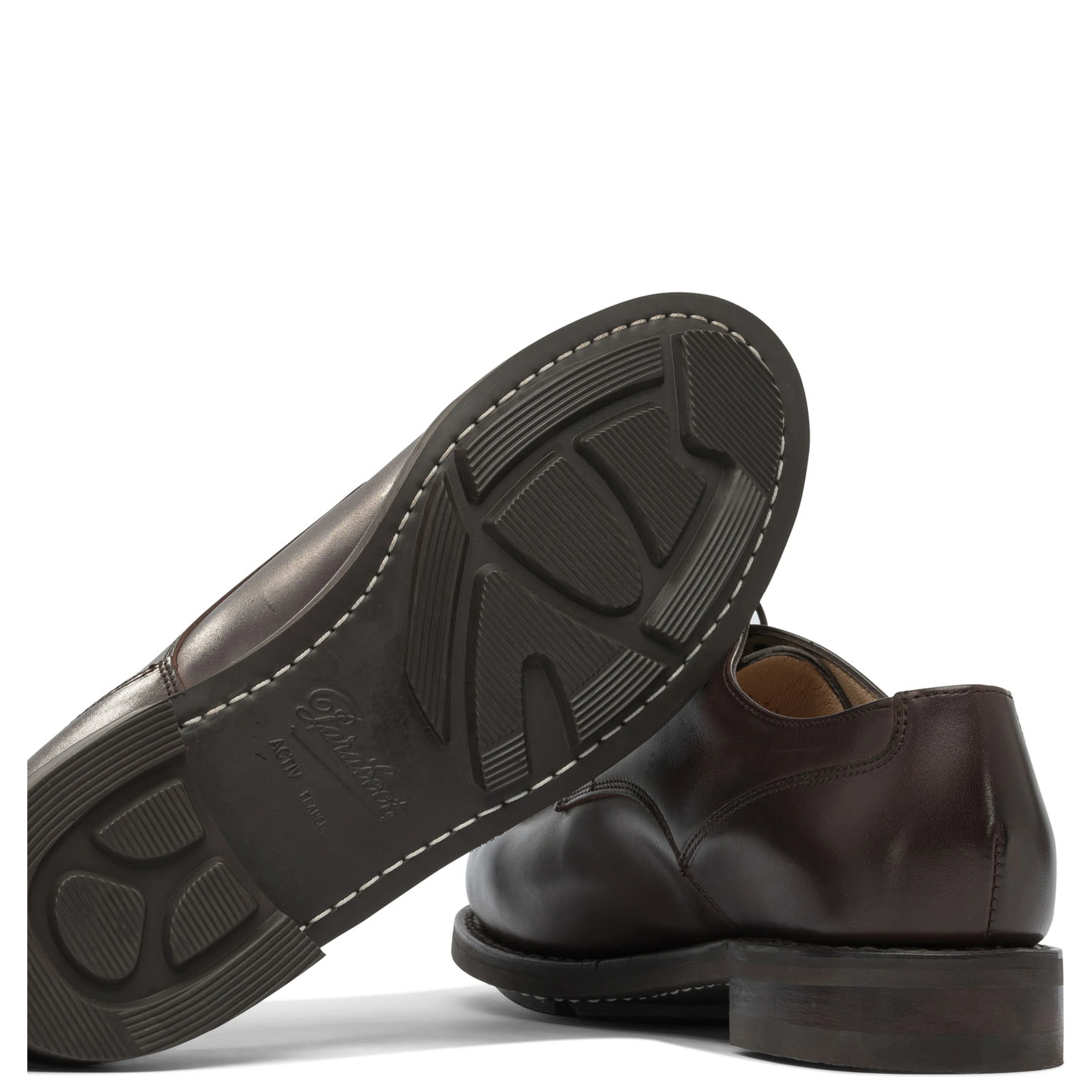 "Chambord" brogue