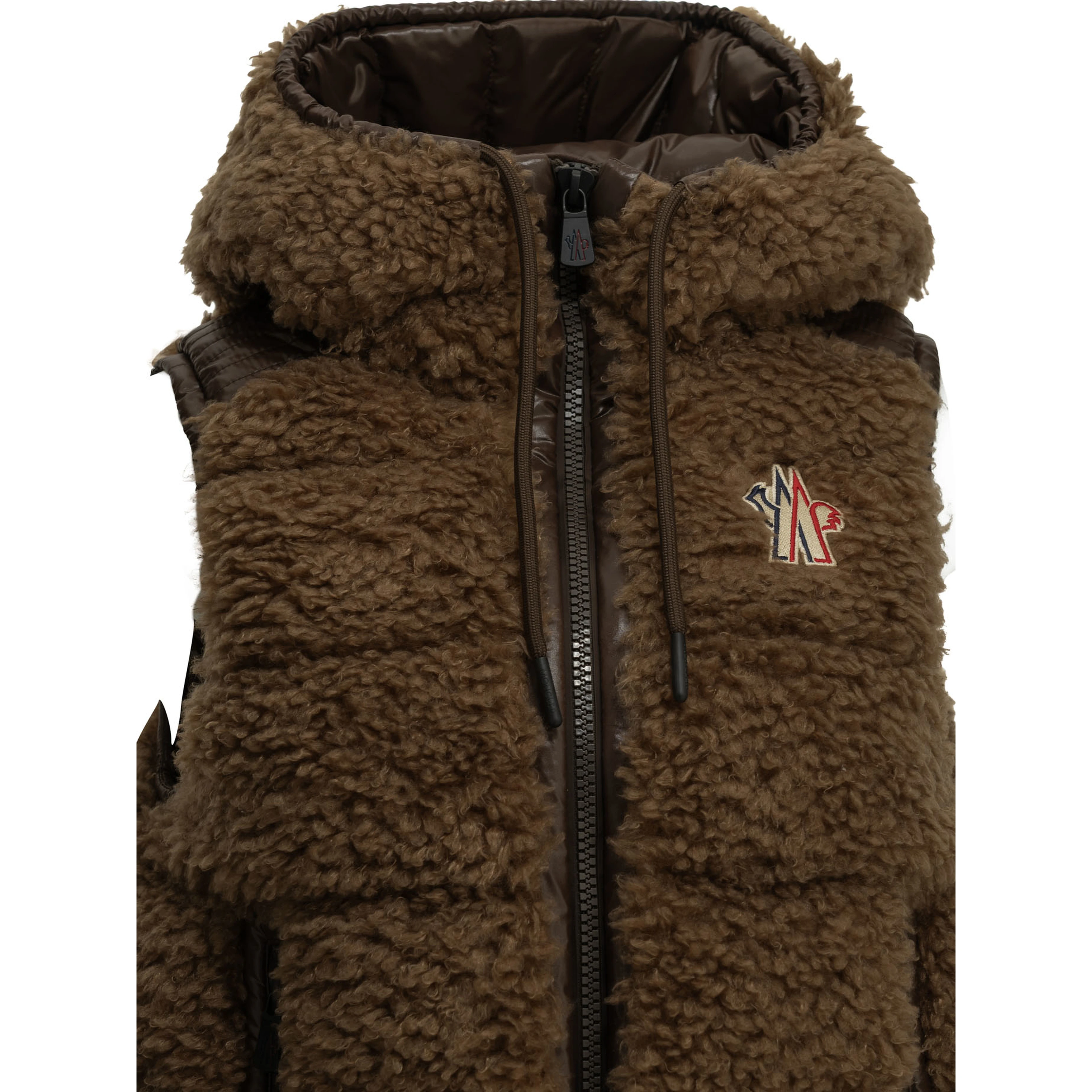 Sleeveless teddy jacket