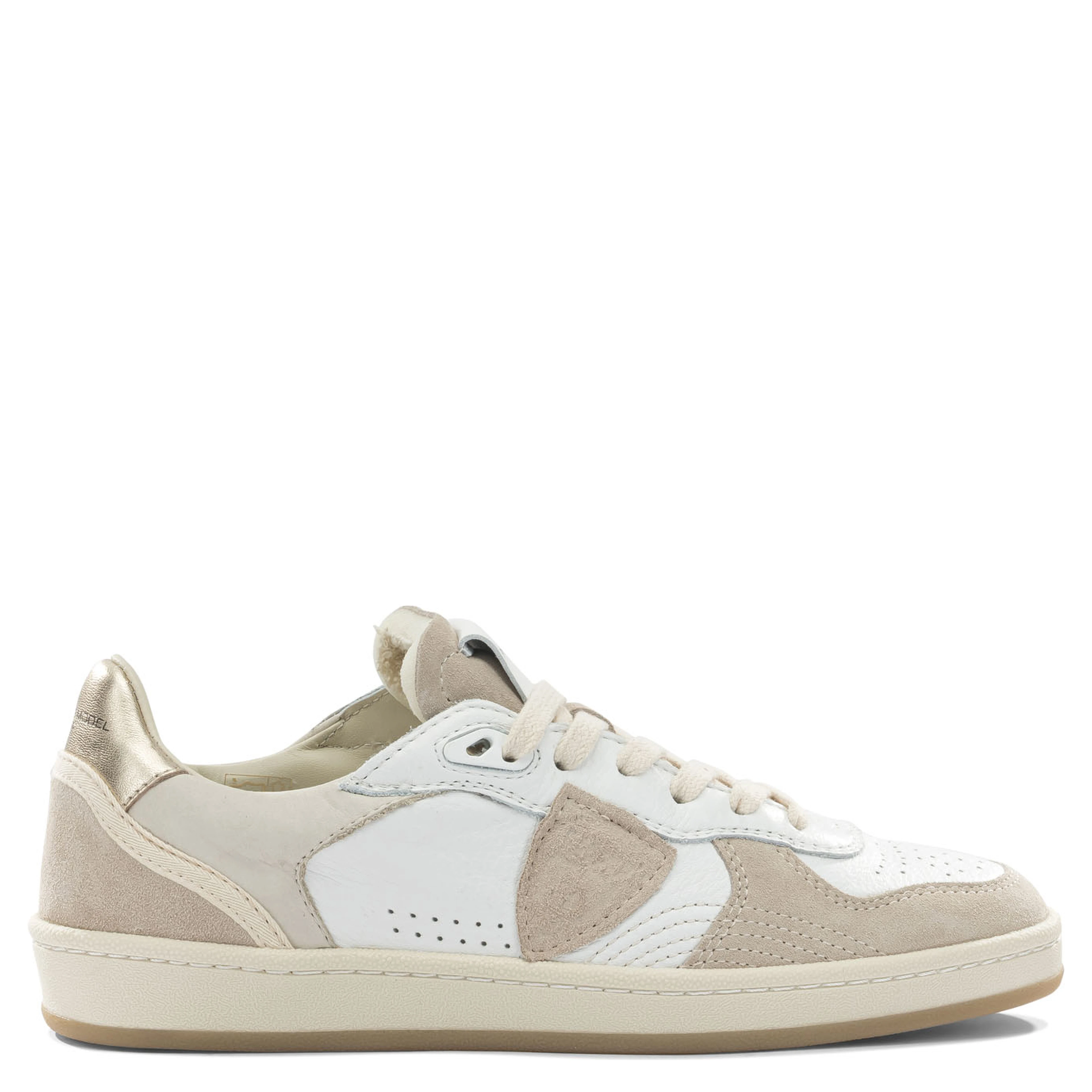Sneakers & Slip-On