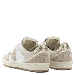 Sneakers & Slip-On