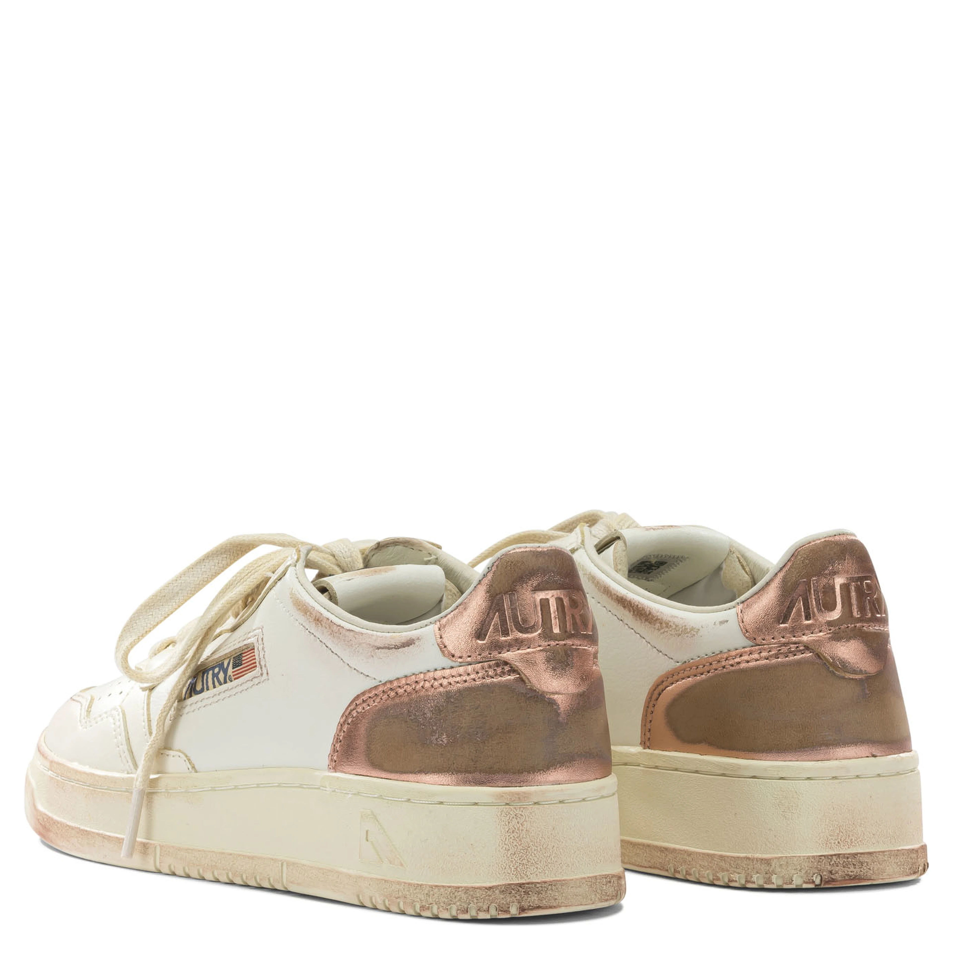 "Medalist Low Super Vintage" Low Top Sneakers
