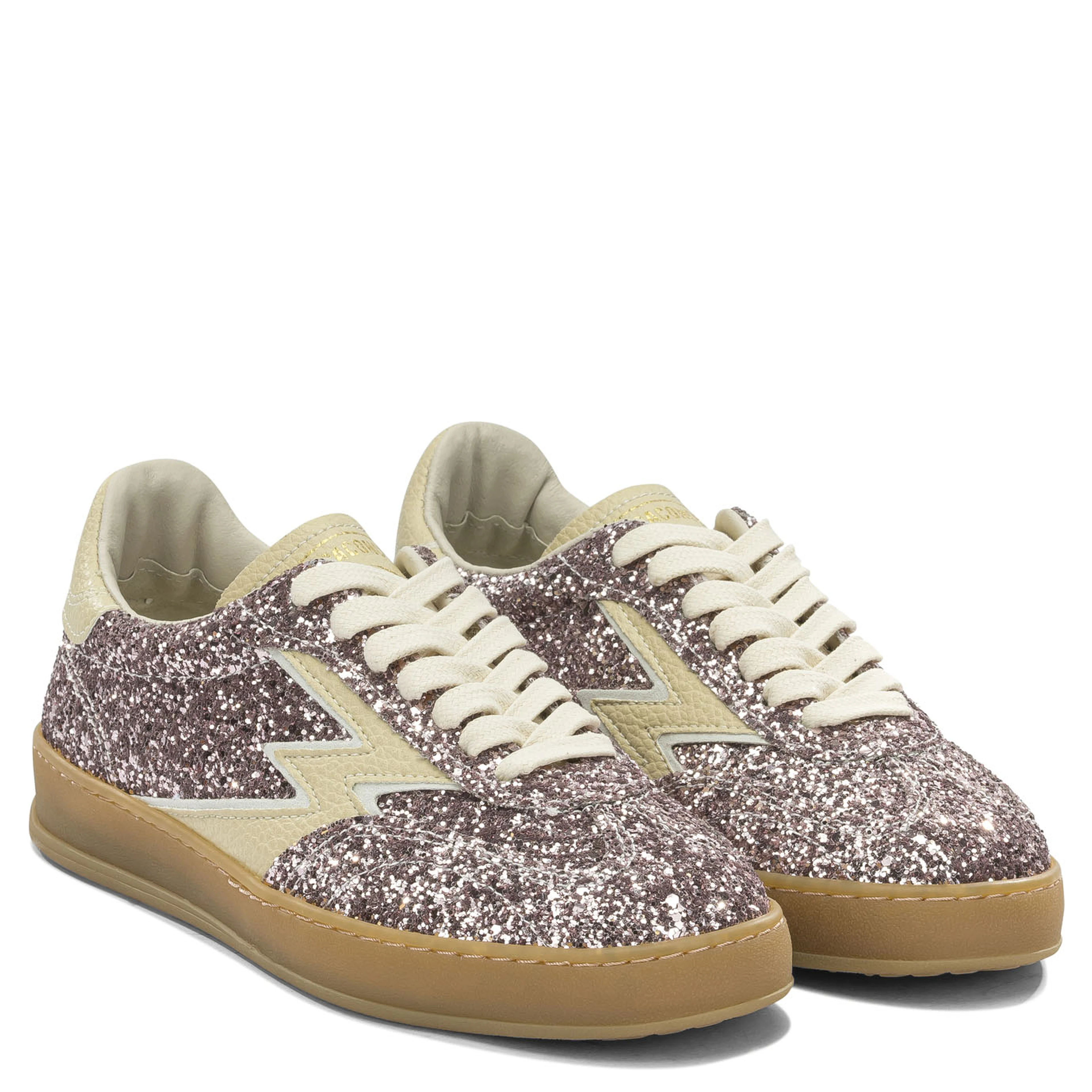 Sneakers & Slip-On