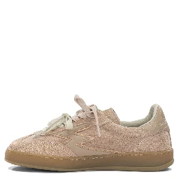 Sneakers & Slip-On