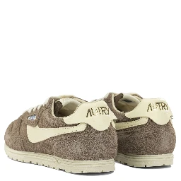 "Windspin" Low-Top Sneakers