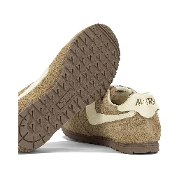 "Windspin" Low-Top Sneakers