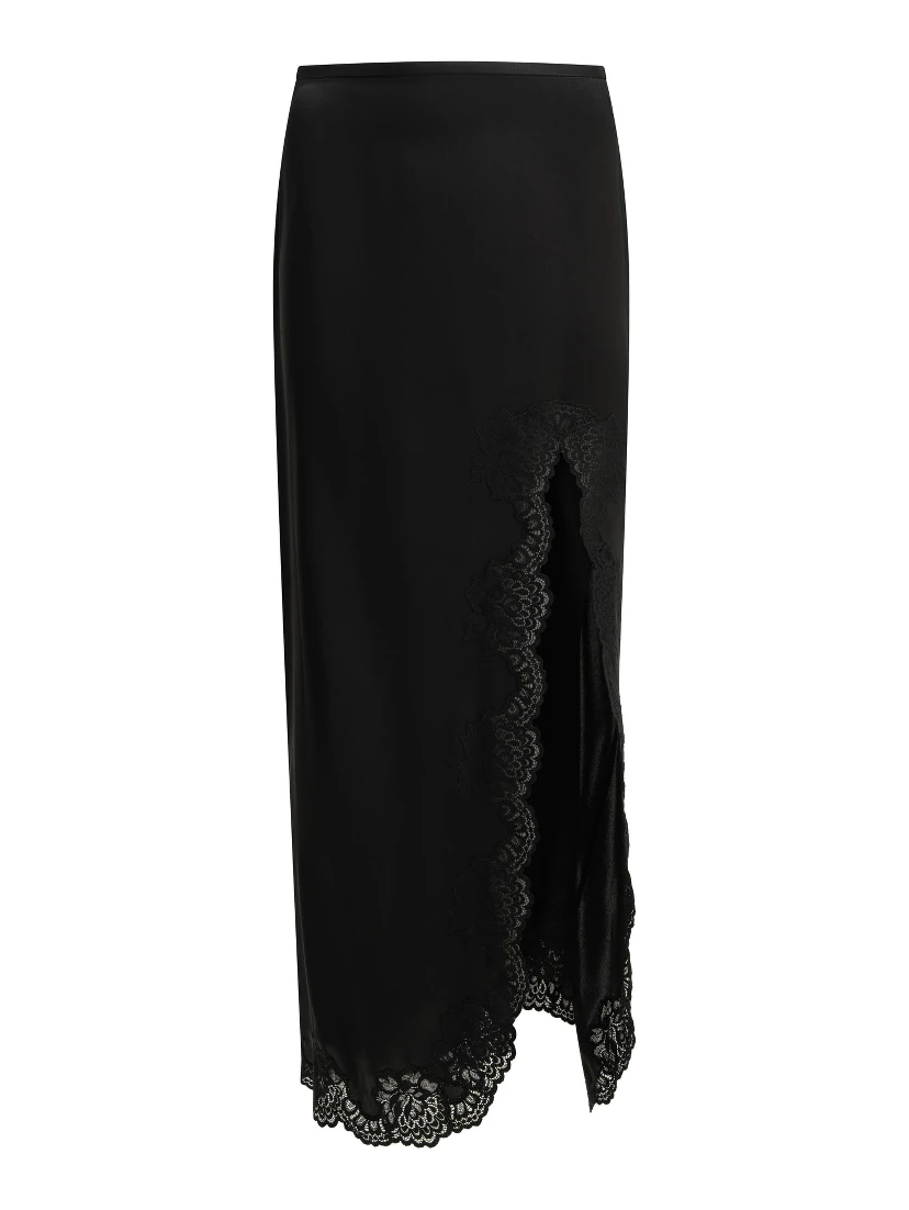 Long skirt with ruffles