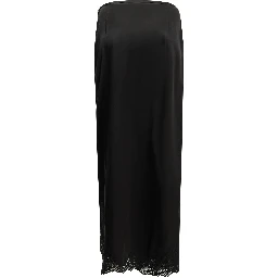 Long skirt with ruffles