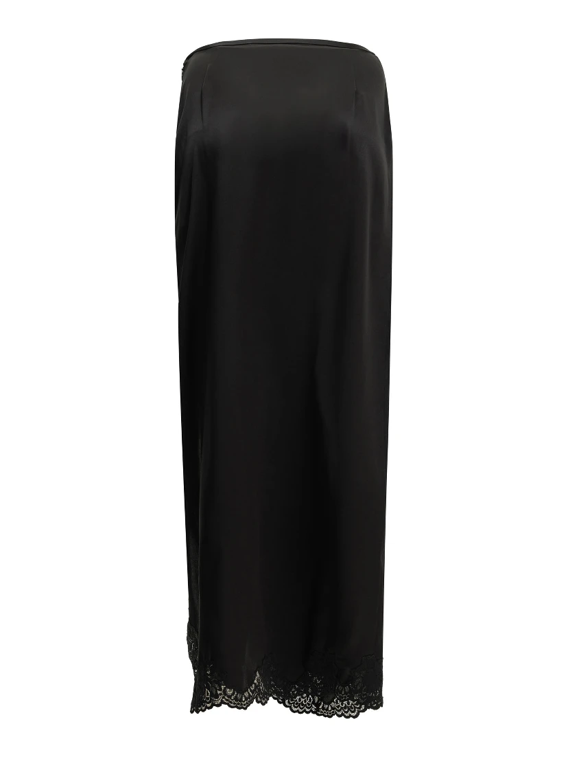 Long skirt with ruffles