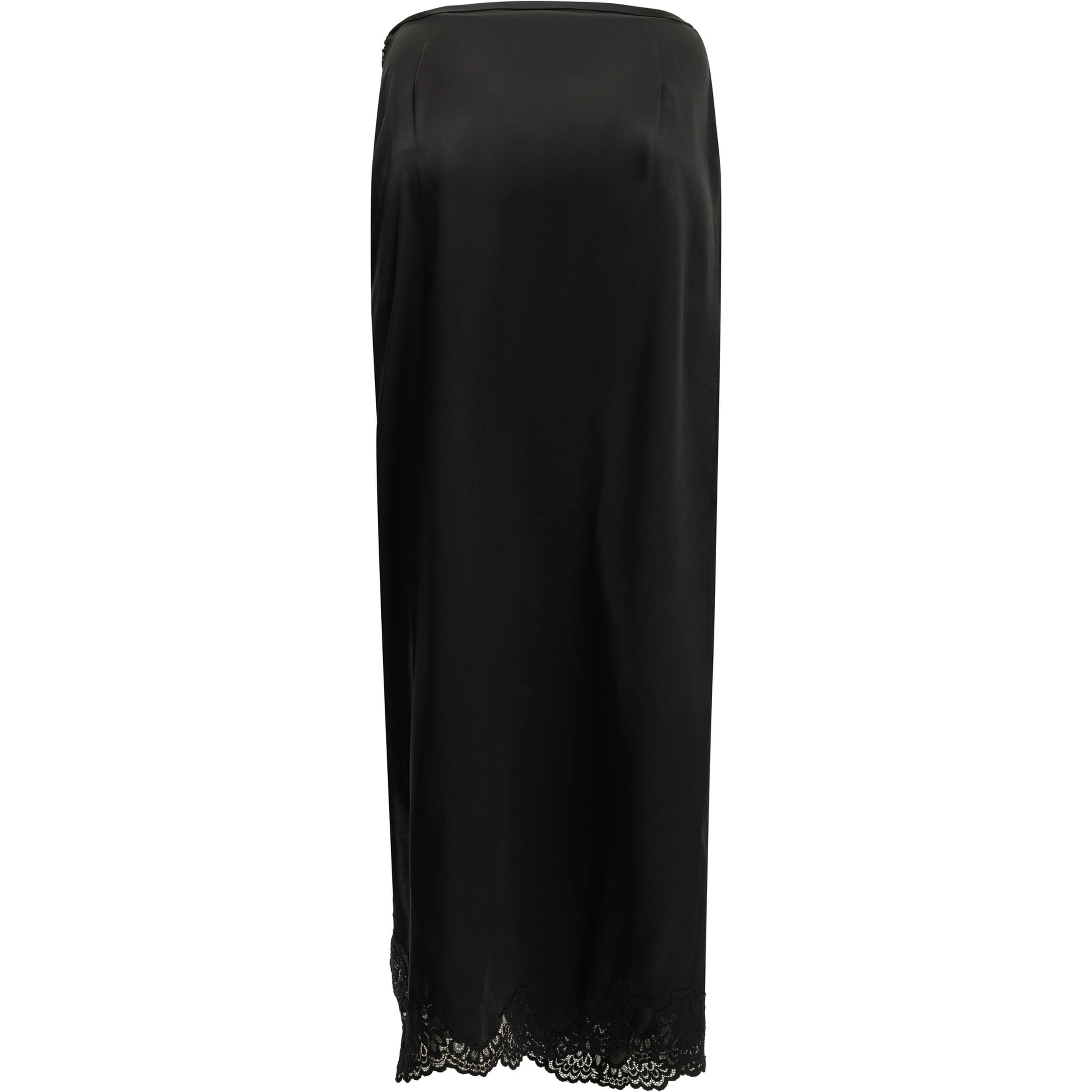 Long skirt with ruffles