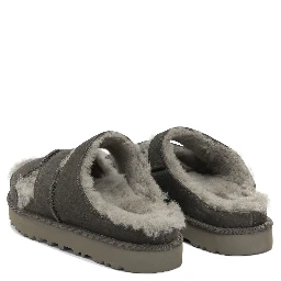 "Greenport Cross Strap" Slide