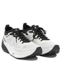 Sneakers & Slip-On
