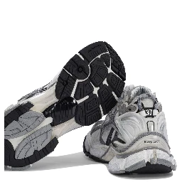 "Runner" Low-Top Sneakers
