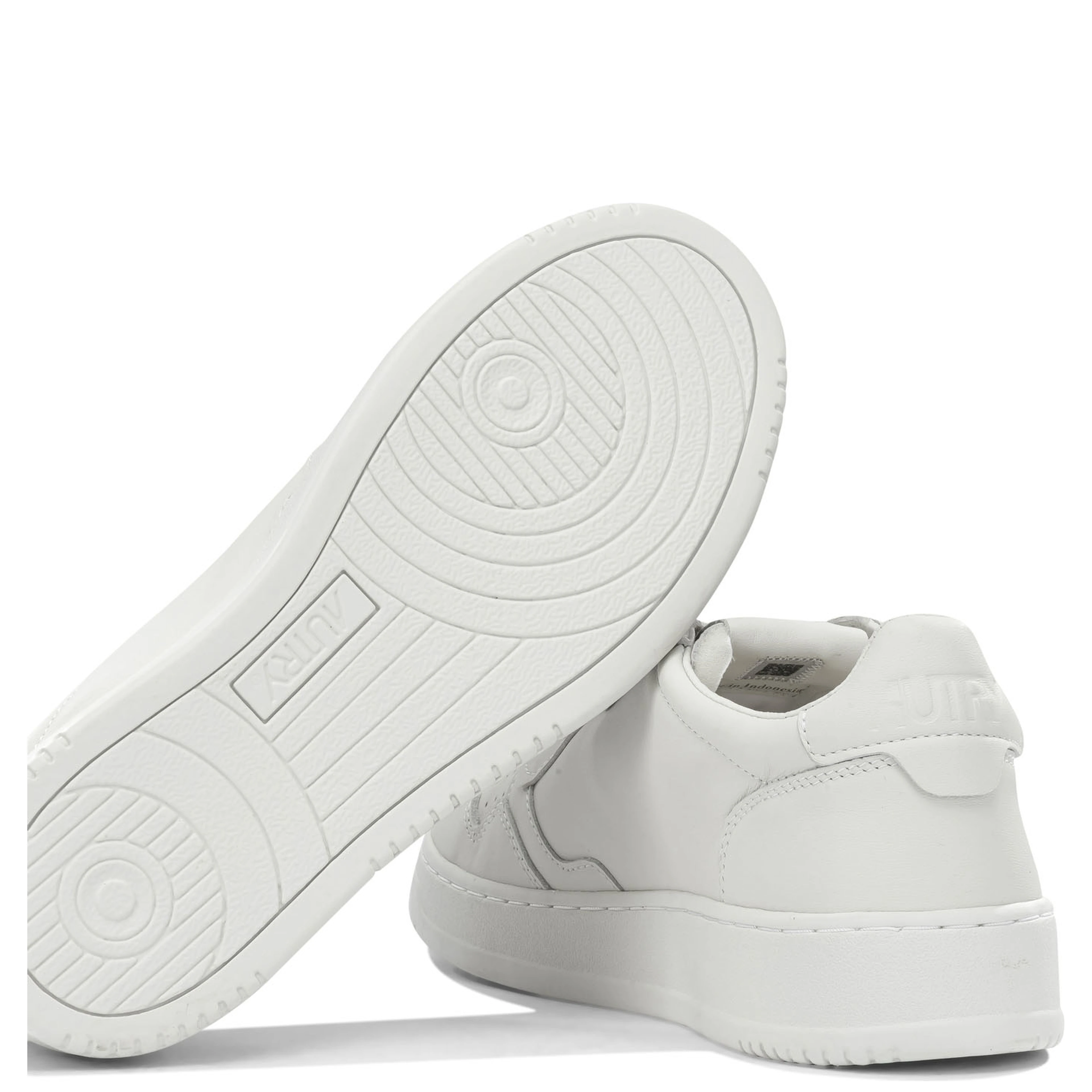 "Medalist Low" Low-Top Sneakers