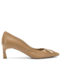 Heeled shoes