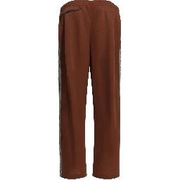 Sports pants with logo