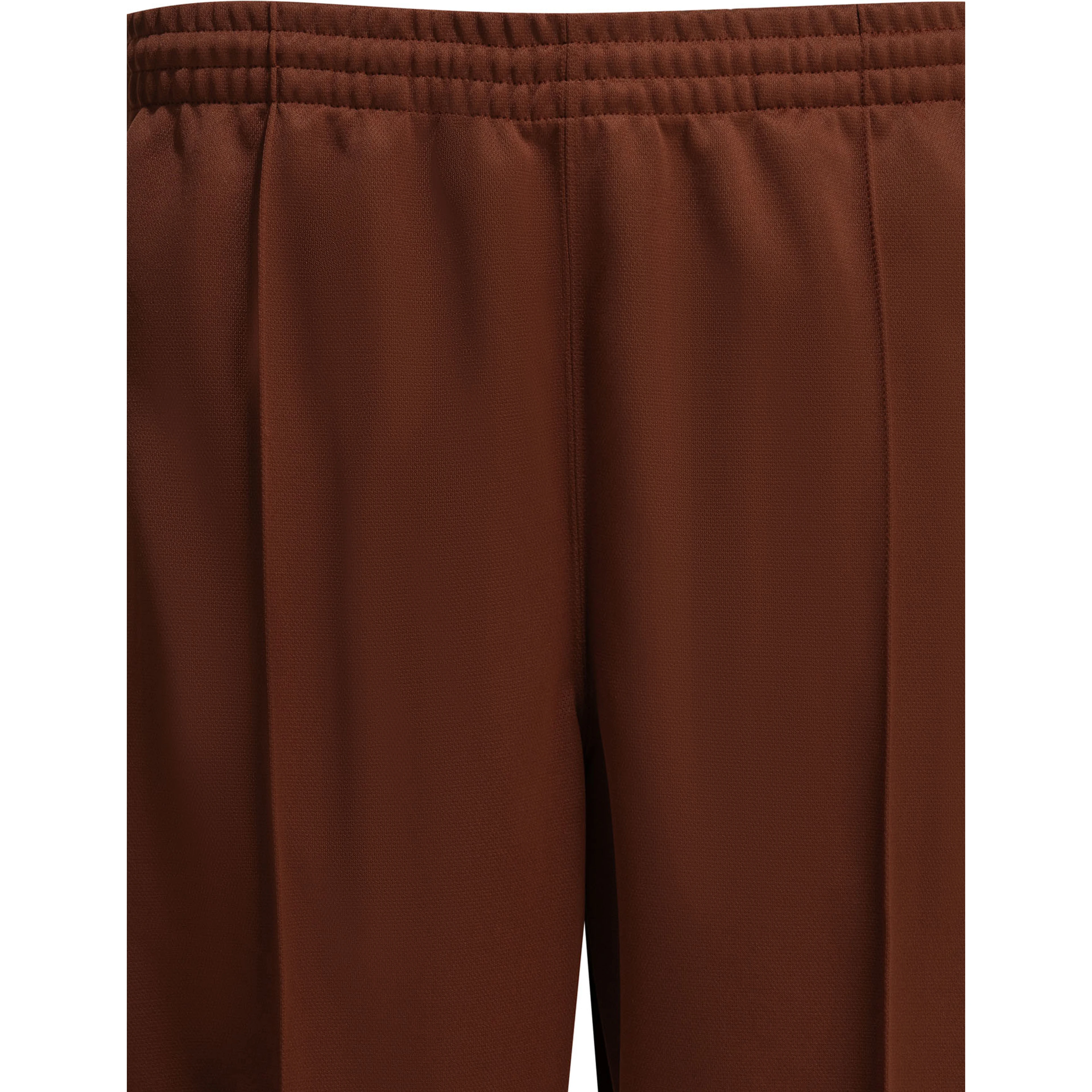 Sports pants with logo