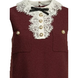 Short dress with lace detail
