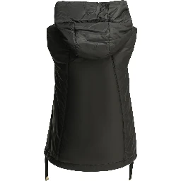 Water-repellent sleeveless jacket