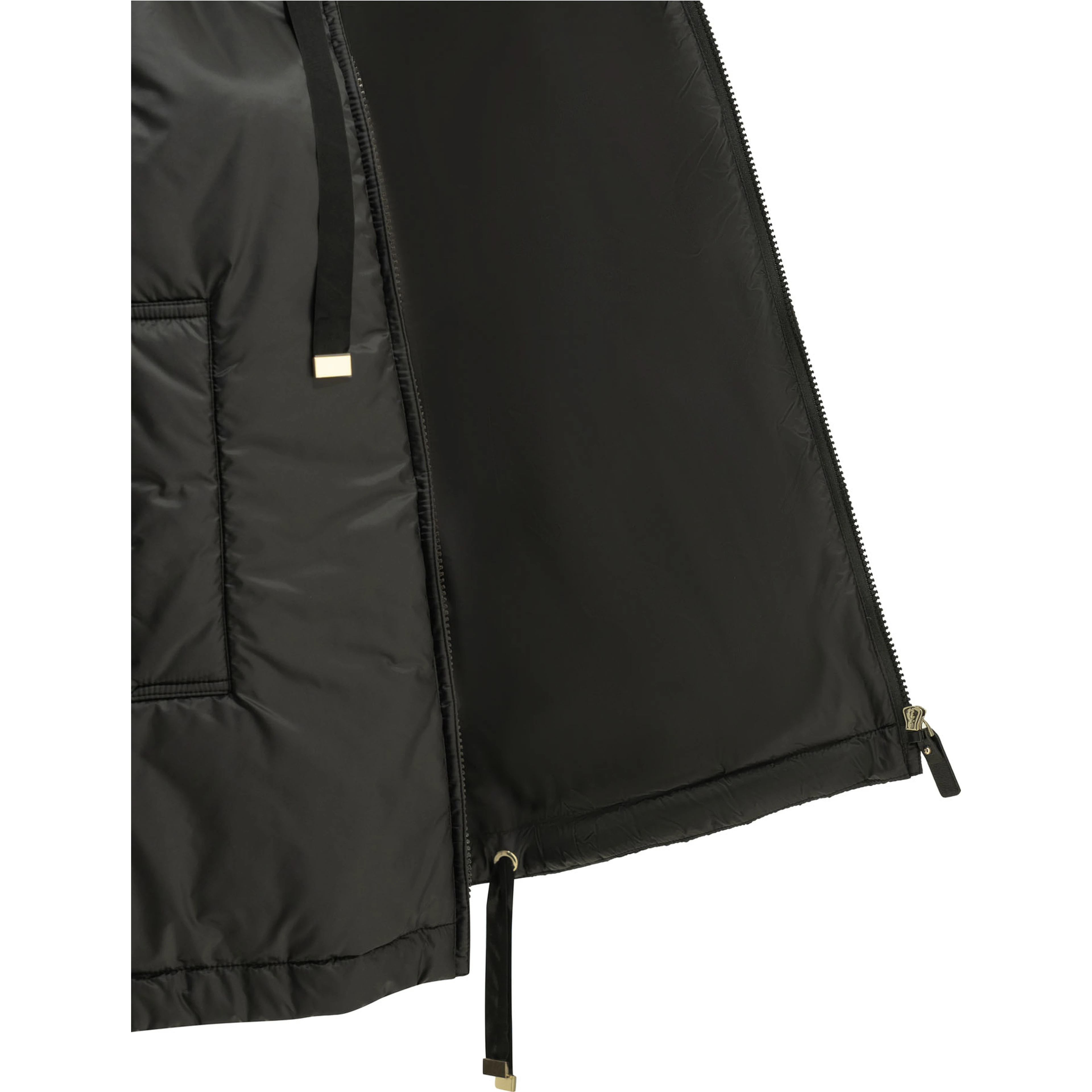 Water-repellent sleeveless jacket