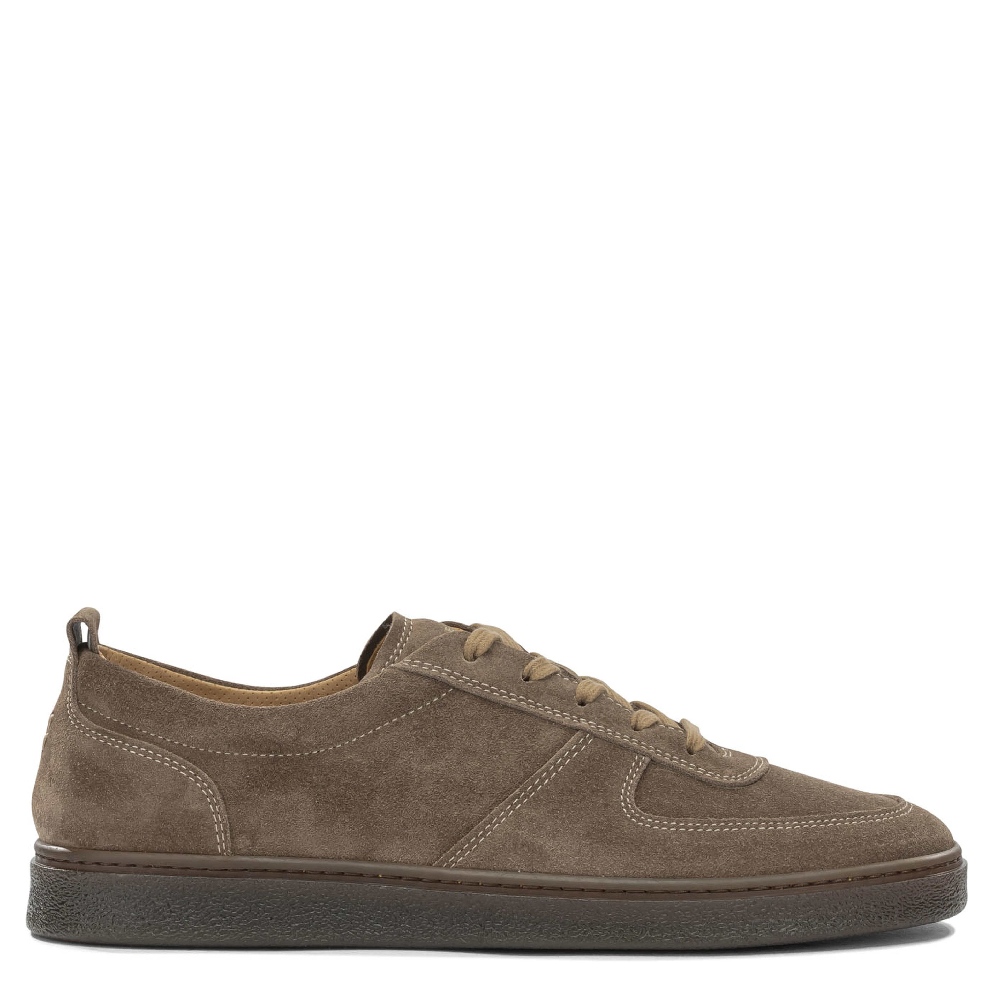 Sneakers & Slip-On