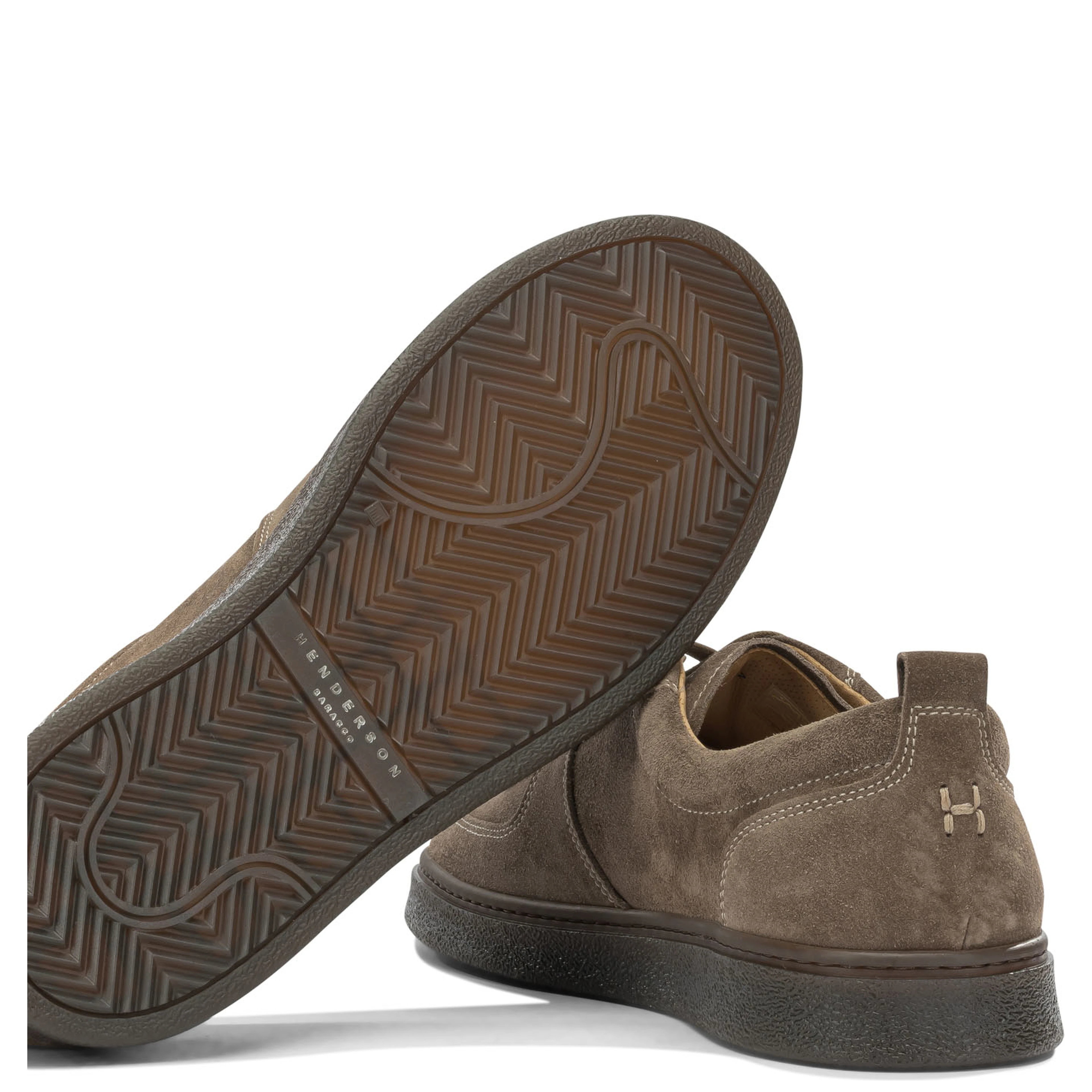 Sneakers & Slip-On