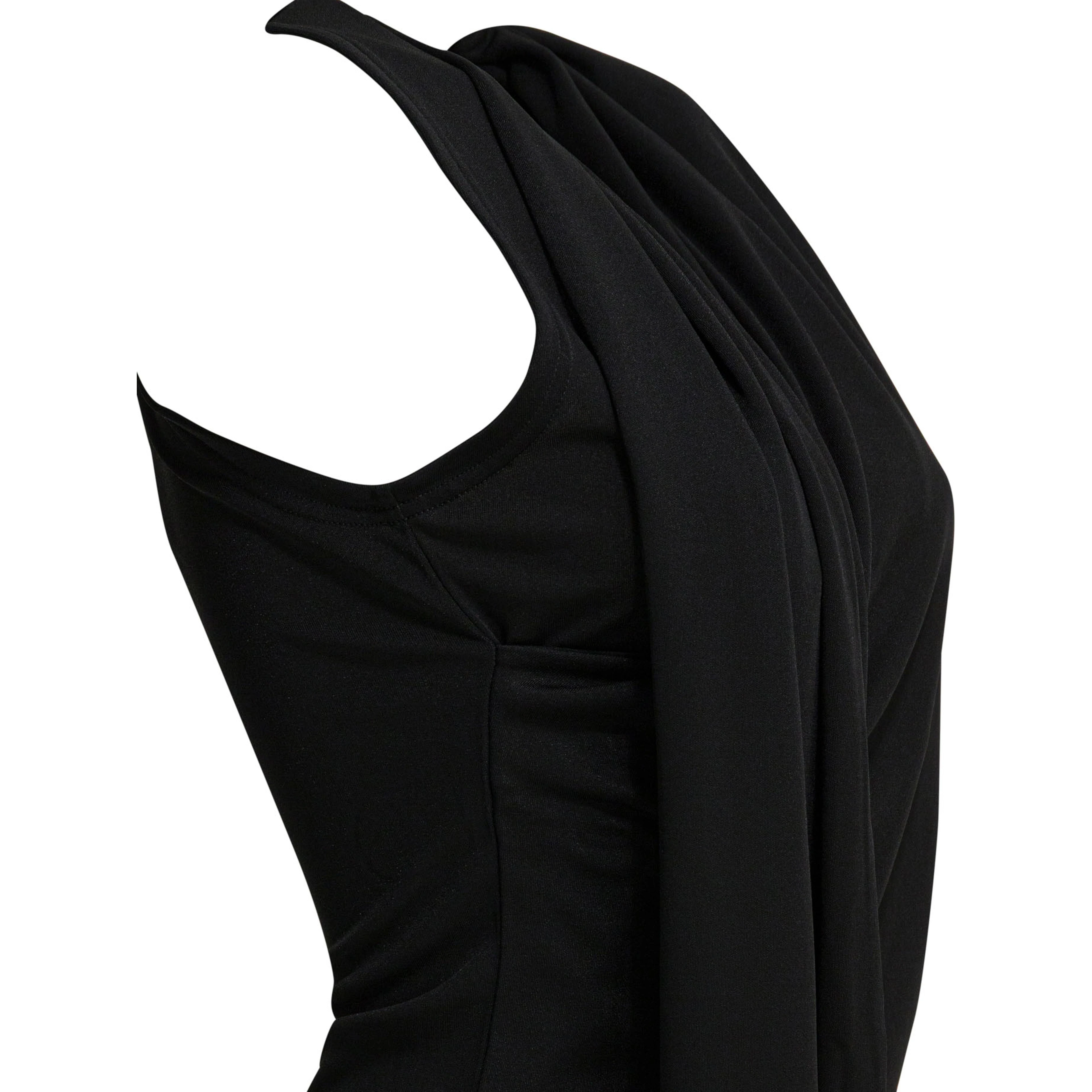 Sleeveless top with lavalliere