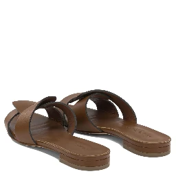 "Aria" Slides
