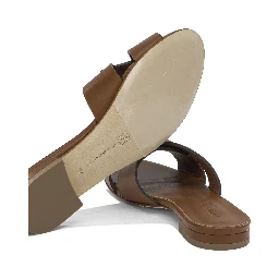 "Aria" Slides