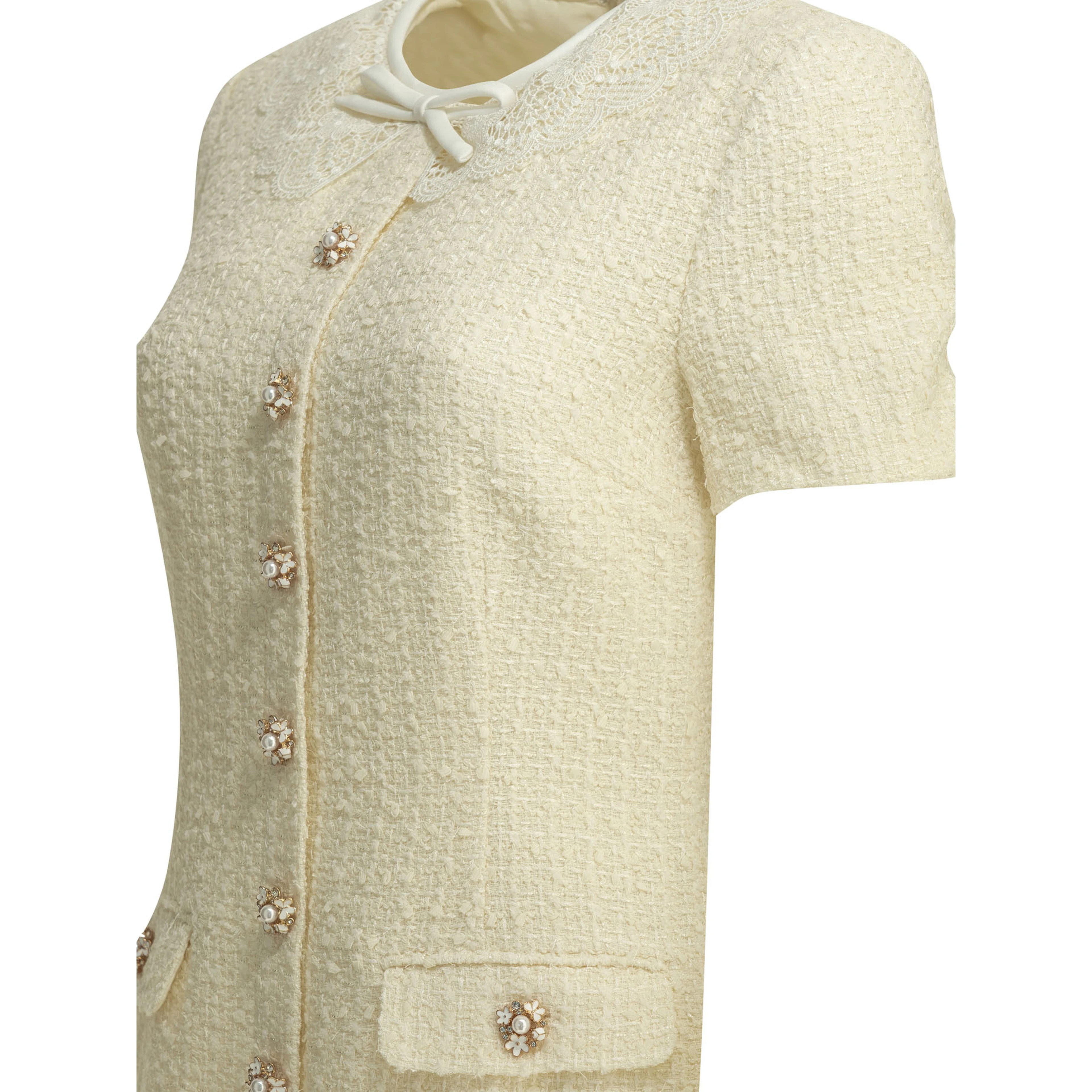 Short dress with lace details