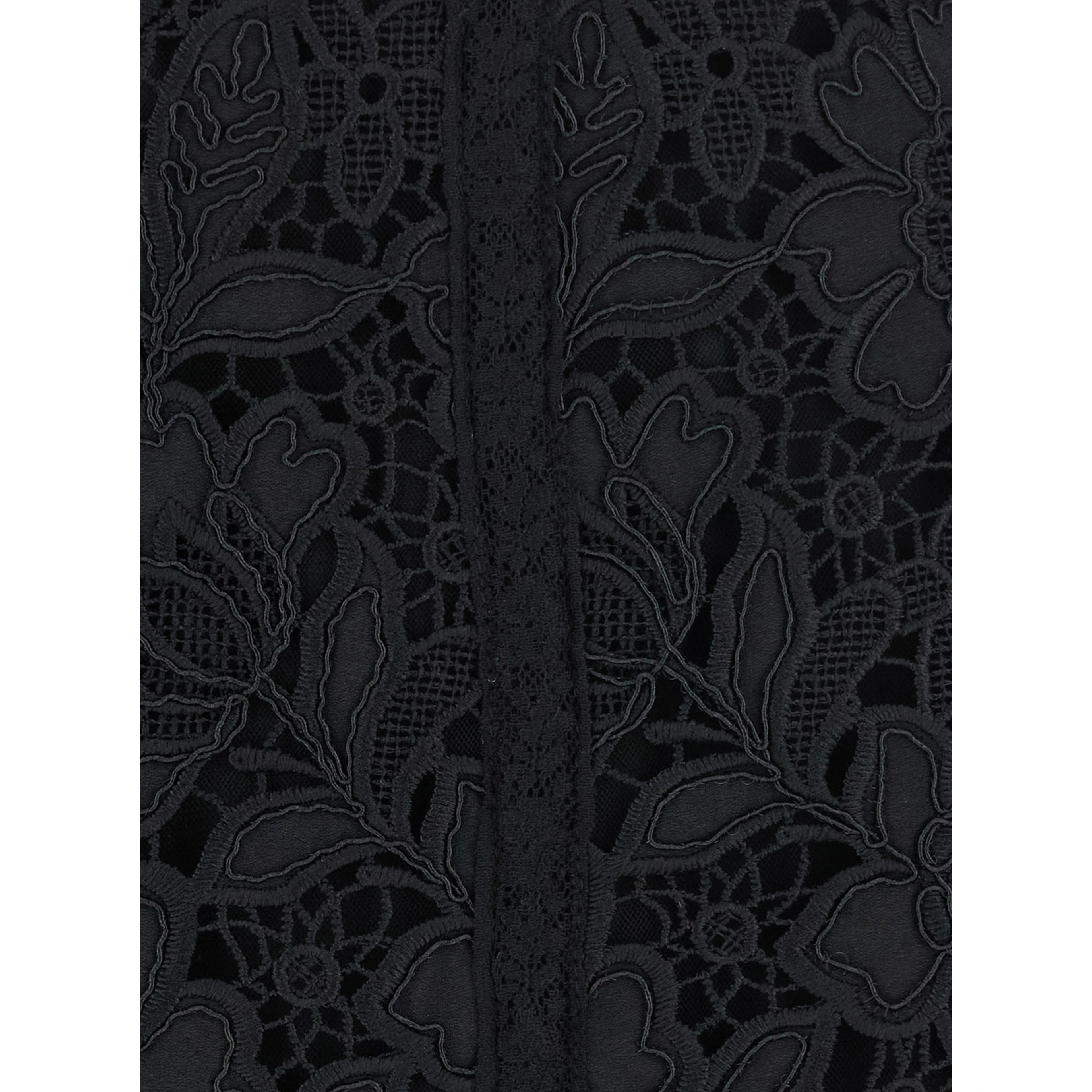 black Skirt with lace details and back closure in fabric for women