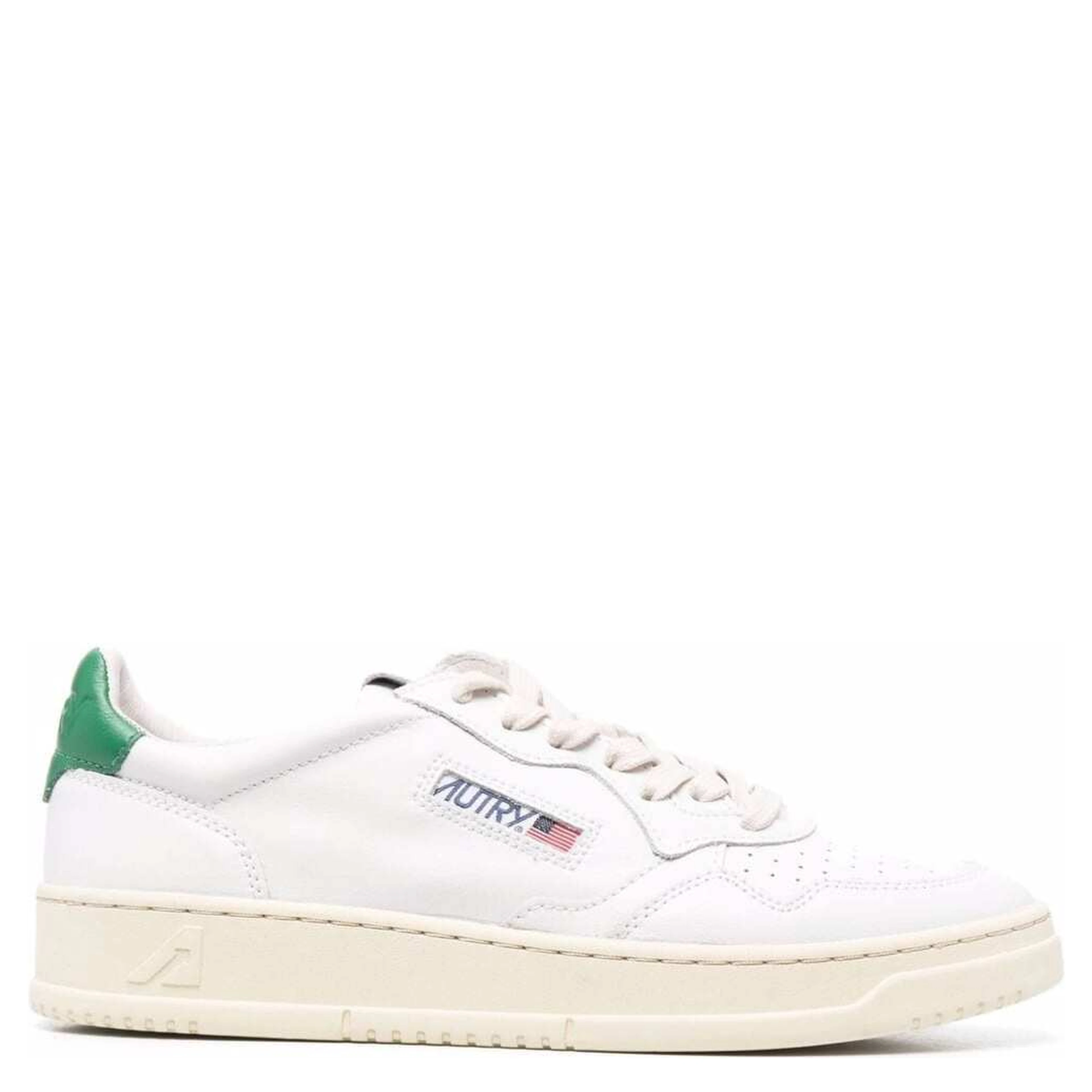 Sneaker Medalist Low with Contrast Pull-tab in White Leather Men